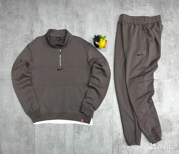 Hugo Boss спортивный костюм