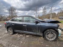 Renault Fluence 1.6 MT, 2011, битый, 290 000 км, с пробегом, цена 420 000 руб.