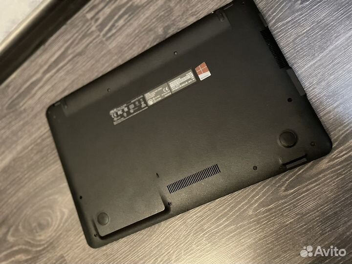 Ноутбук asus