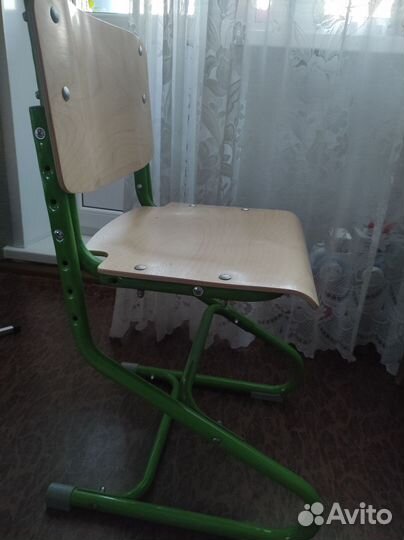 Письменный стол для школьника новый