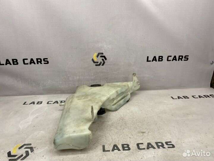 Бачок стеклоомывателя Audi A5 8T cama 2.7 TDI 2008