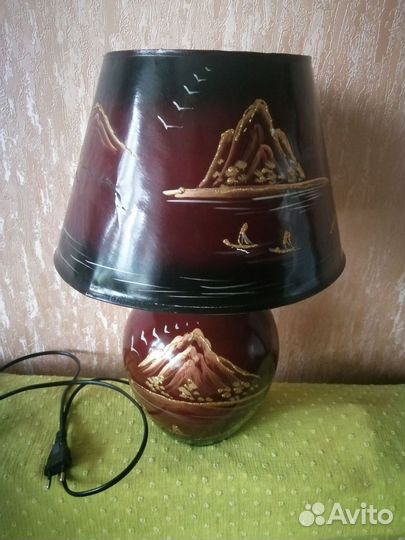 Лампа настольная