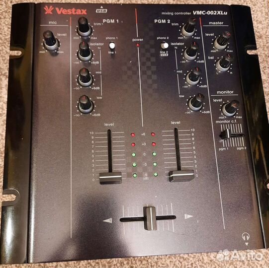 Микшерный пульт Vestax vmc-002xlu