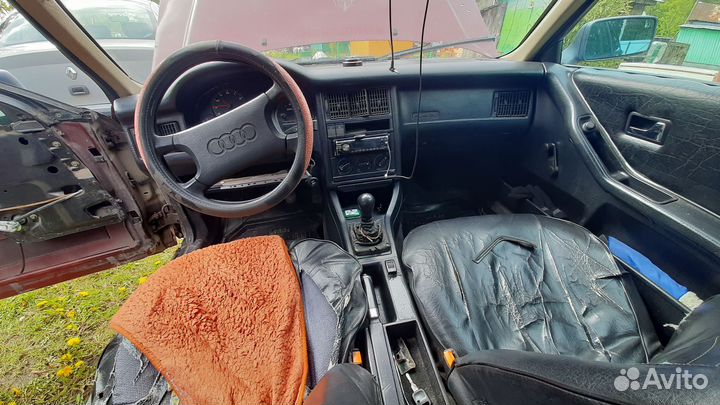 Запчасти на audi 80 b3