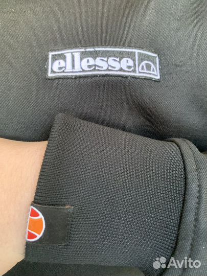 Зипка ellesse оригинал