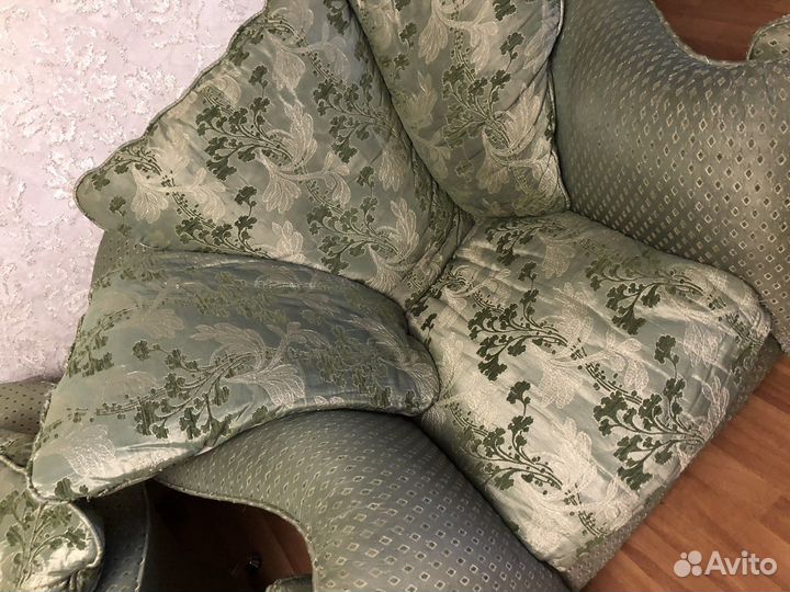 Диваны и кресла