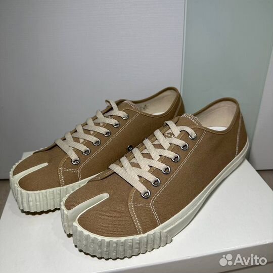 Maison Margiela Canvas Tabi Low Sneakers кеды