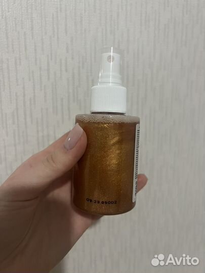 Спрей-шиммер для тела на основе розовой воды pusy