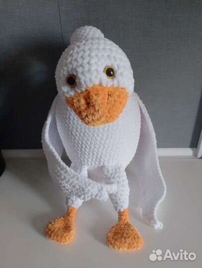 Гусь обнимусь