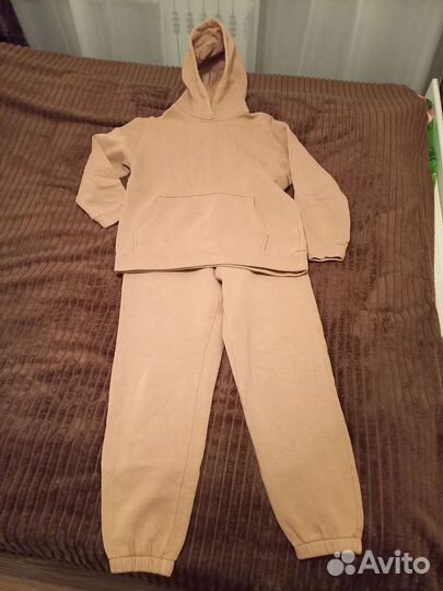 Костюм спортивный