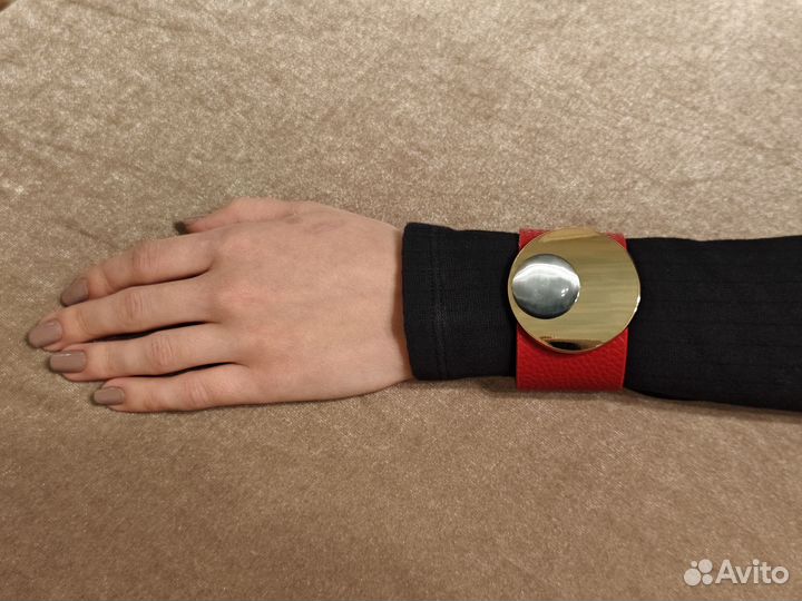 Браслет с камнем