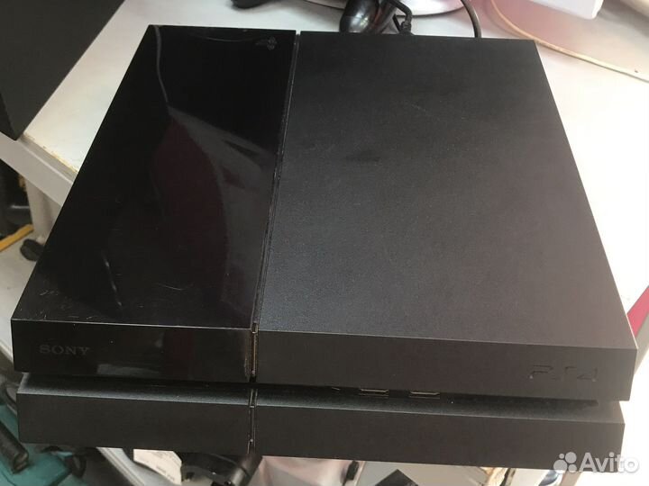 Sony PS4 fat