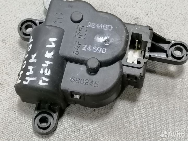 Сервопривод печки Chrysler Concorde 1999 2469D