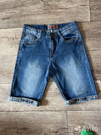 Джинсовые шорты