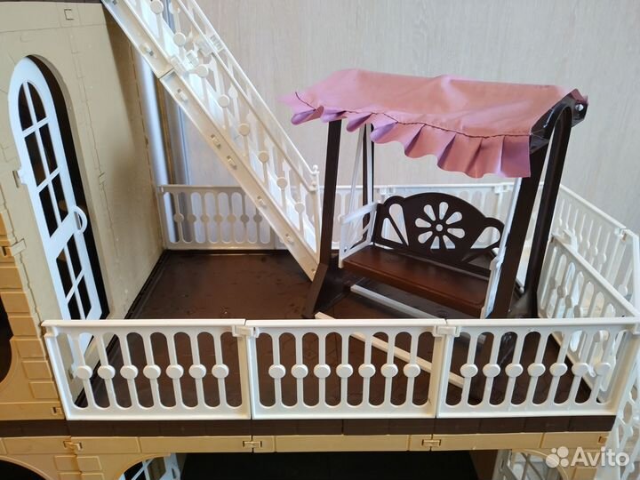 Домик для кукол