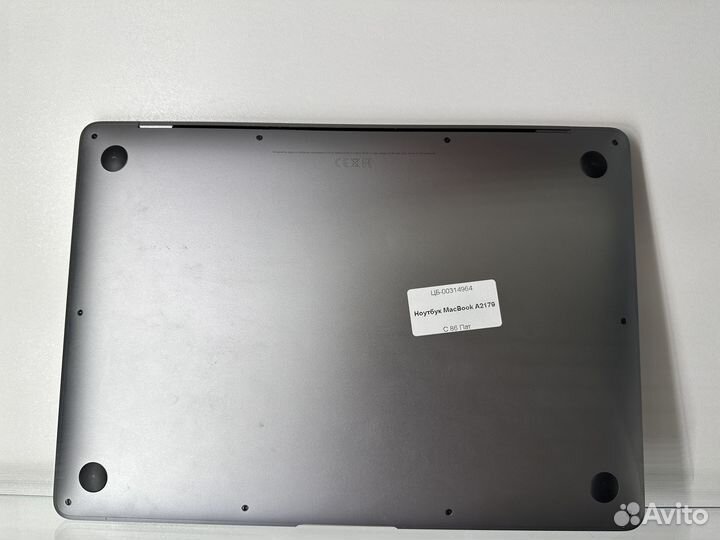 Macbook air 13 A2179 i3/8/256gb