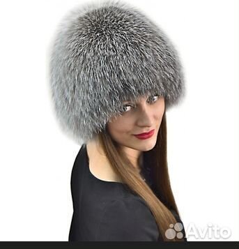 Кепка из нерпы и шапка из черно-бурой лисы