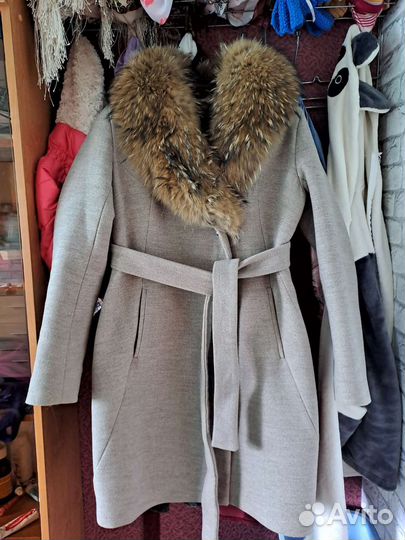 Пальто женское