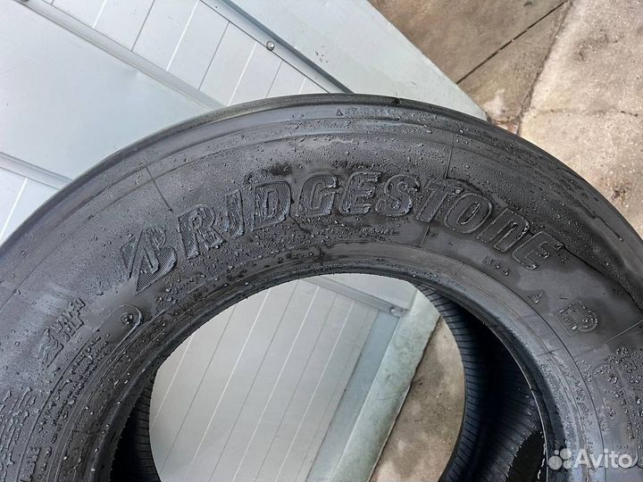 385/55 R22.5 Bridgestone R-Trailer 002