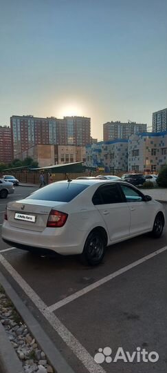 Skoda Rapid 1.6 AT, 2018, 220 000 км