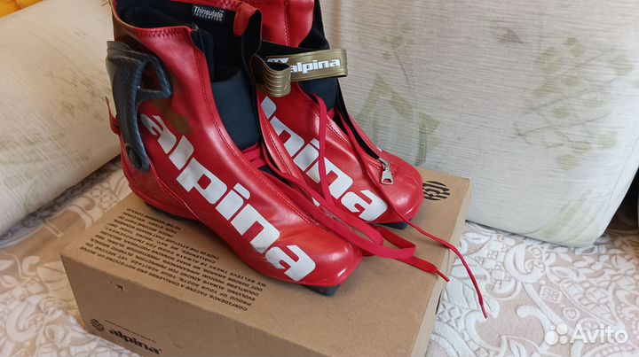 Лыжные коньковые ботинки Alpina
