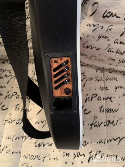 Гитара электроакустическая