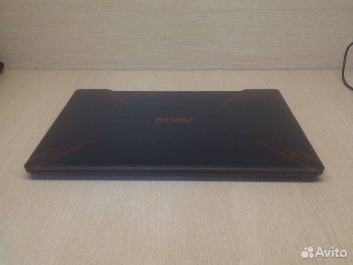 Игровой ноутбук Asus FX570U