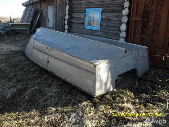 Моторная лодка