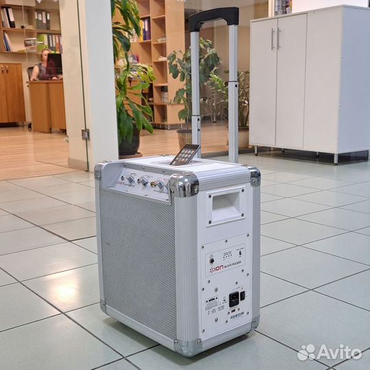 Портативная колонка Ion Block Rocker + iPod touch