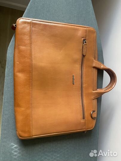 Мужской кожаный портфель