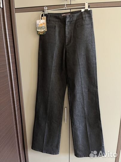 Продаю джинсы