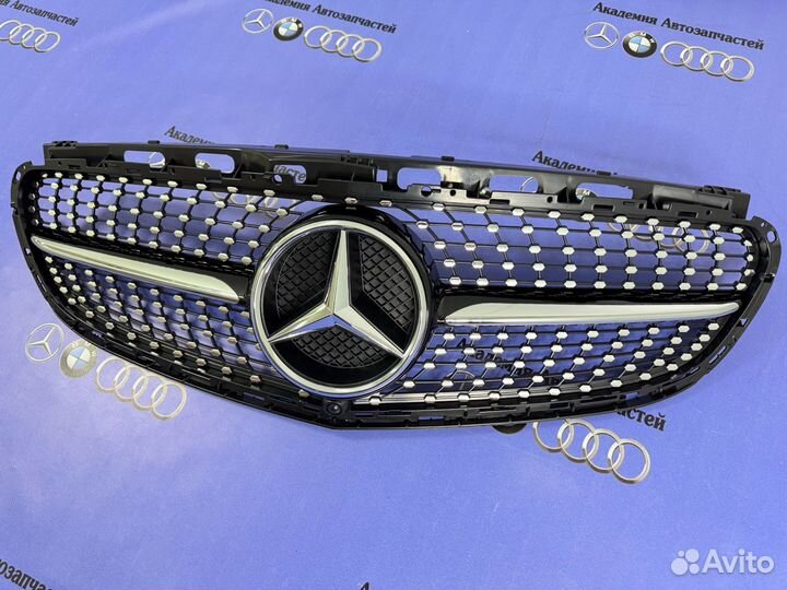 Решетка радиатора Mercedes W212 Рестайлинг