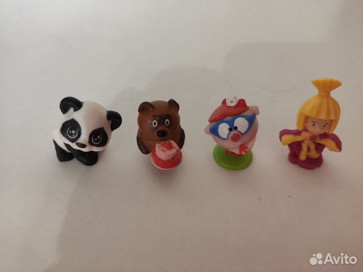 Разные серии киндер игрушек, много