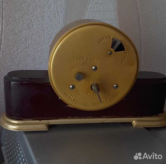 Настольные часы
