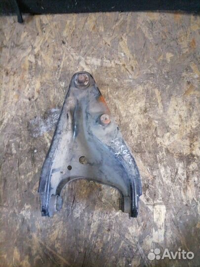 Рычаг подвески передний левый Лада Largus