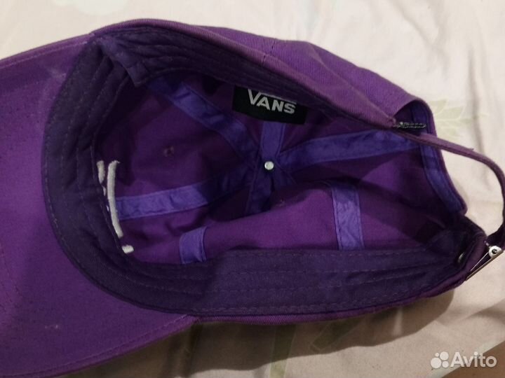 Бейсболка vans