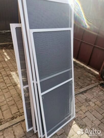 Москитные сетки: вставные, рамочные, раздвижные