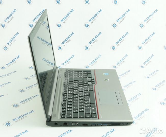 Ноутбук Fujitsu celsius H730