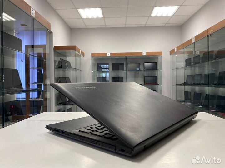 Lenovo 15.6 (4 ядра/ 4gb DDR4/ SSD 120gb)