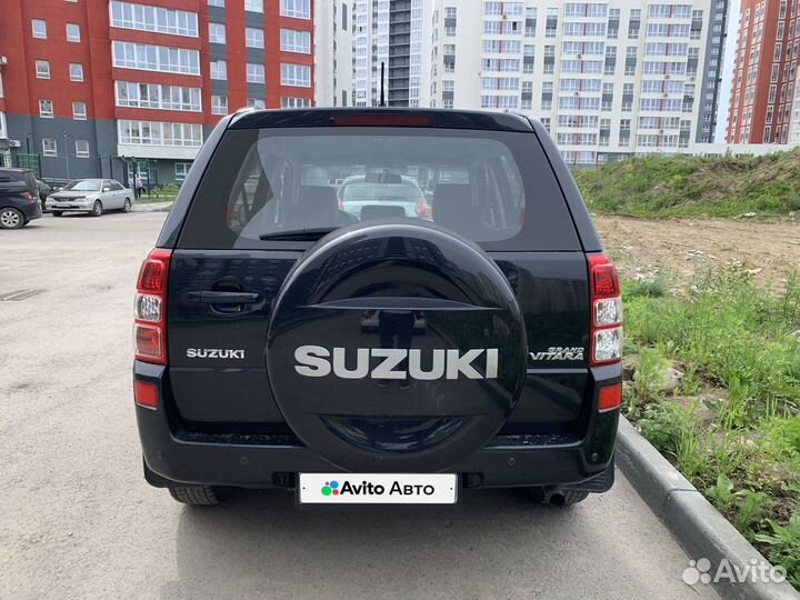 Suzuki Grand Vitara 2.0 AT, 2006, 242 000 км