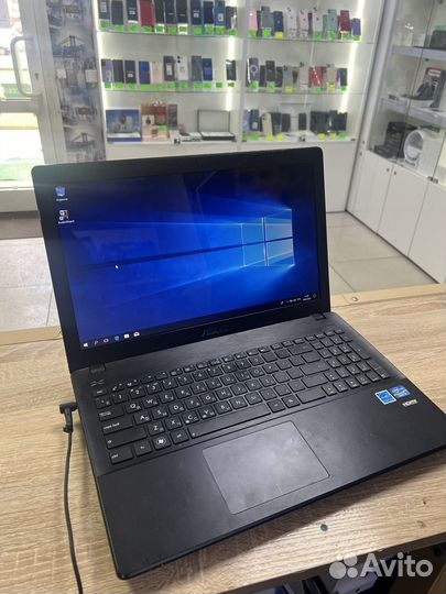 Ноутбук asus