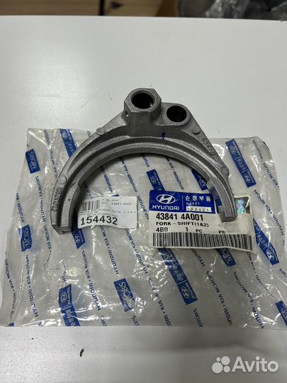 Вилка кпп 1-2 передачи на Porter1 - 438414A001