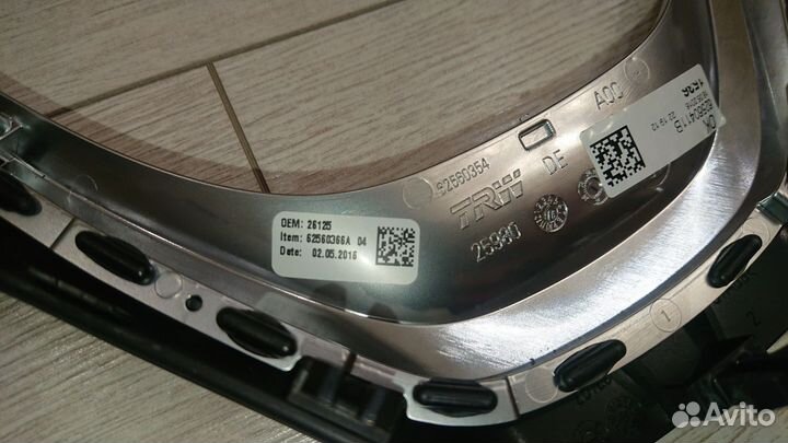 Накладка на руль bmw 62560366A