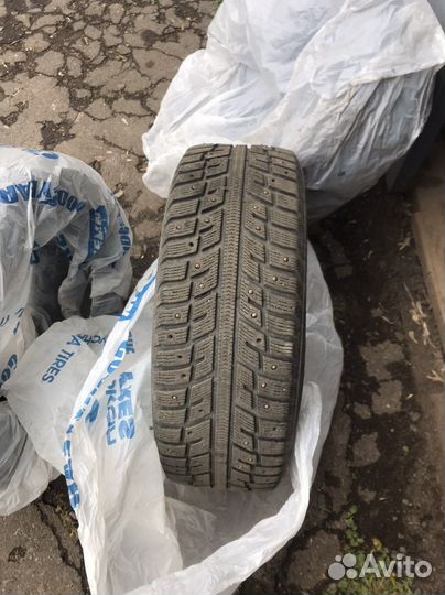 Kumho I'Zen KW22 205/60 R16 91