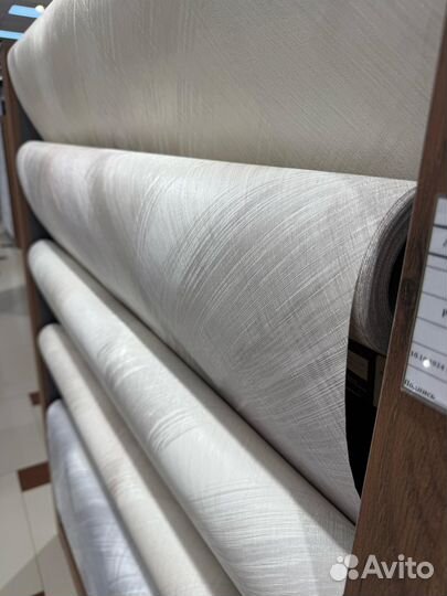 Обои флизелиновые