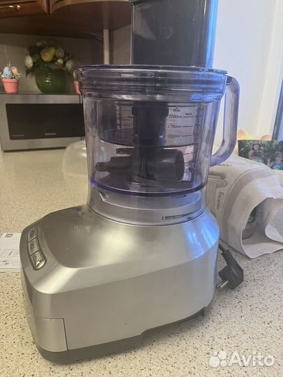 Кухонный комбайн rohaus RP910S