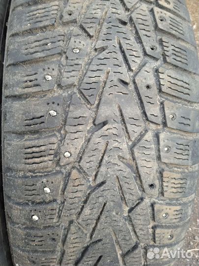 Nokian Tyres Hakkapeliitta 7 SUV 215/65 R16 102T