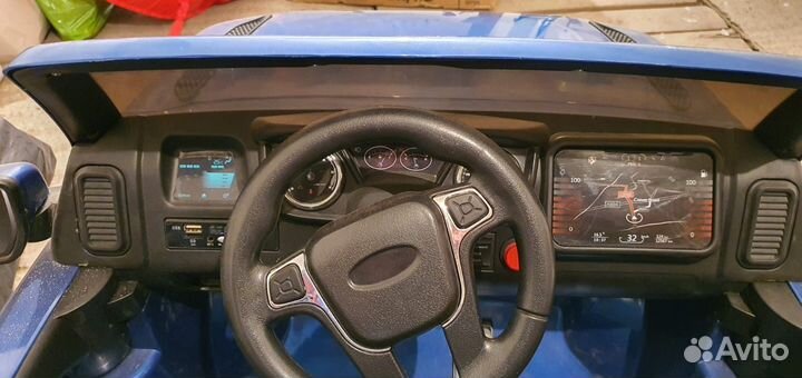 Детский электромобиль