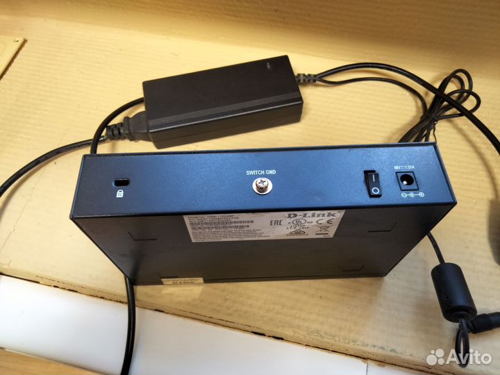 Коммутатор D link 1100-08ds