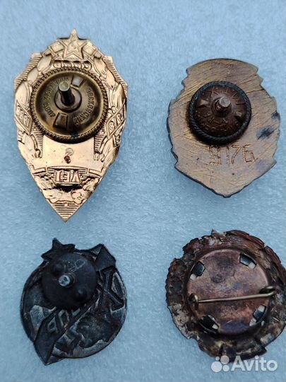 Тяжелые значки СССР